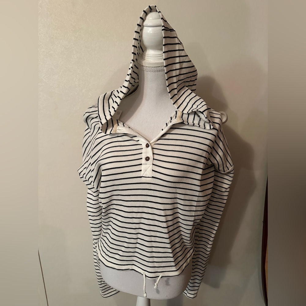 New XL Carly Jean Los Angeles Henley hoodie white with black stripes CJLA